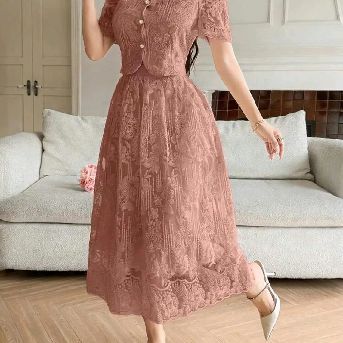 FALDA CON CON BLUSA  TALLA CH COLOR ROSA PALO 3