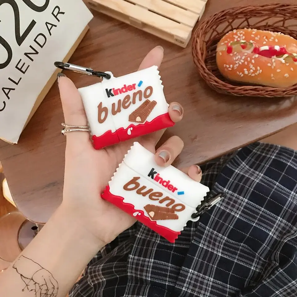Preventa carcasa Airpods Kinder Bueno 3