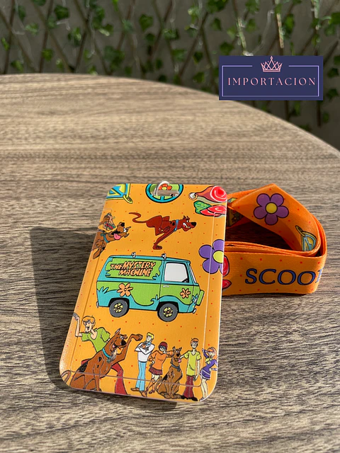 Preventa Portacredencial + Lanyard Scooby Doo and friends