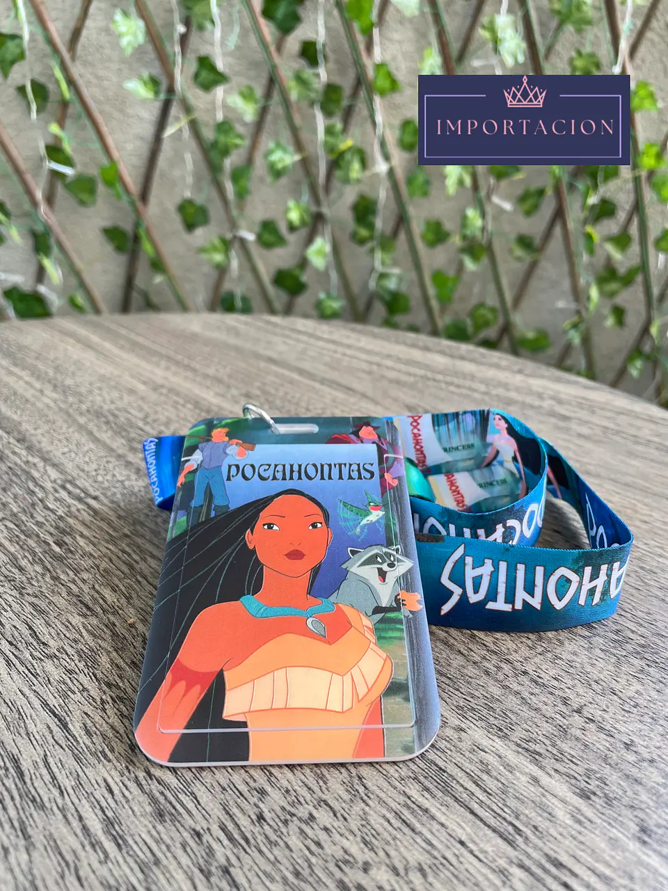 Preventa Portacredencial Vertical + Lanyard Pocahontas 1