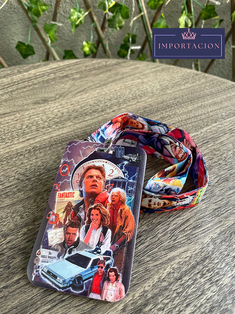 Preventa Portacredencial Vertical + Lanyard Volver al Futuro