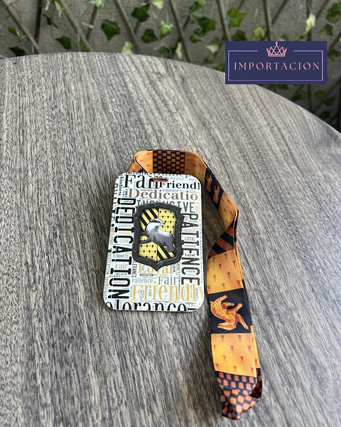 Preventa Portacredencial + Lanyard Hufflepuff Harry Potter