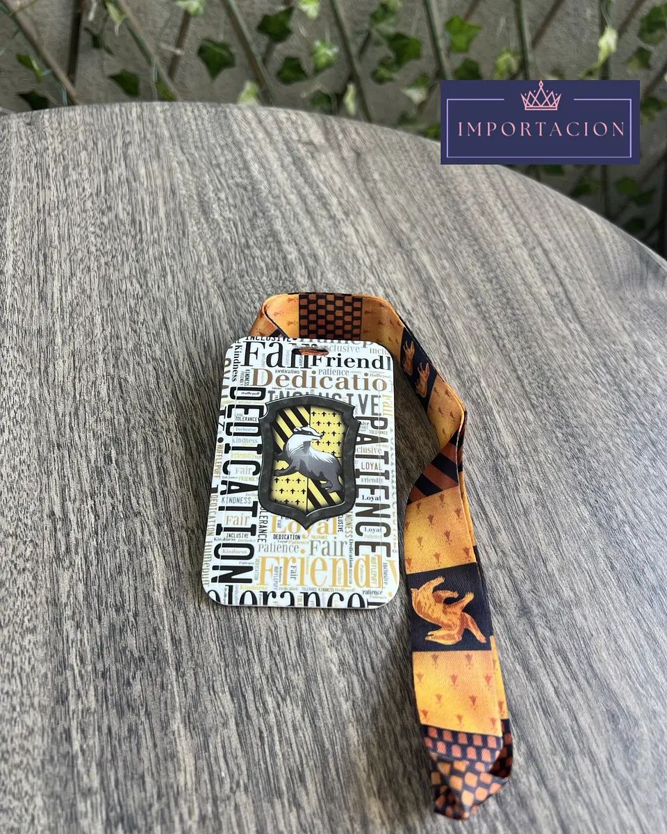 Preventa Portacredencial + Lanyard Hufflepuff Harry Potter 1