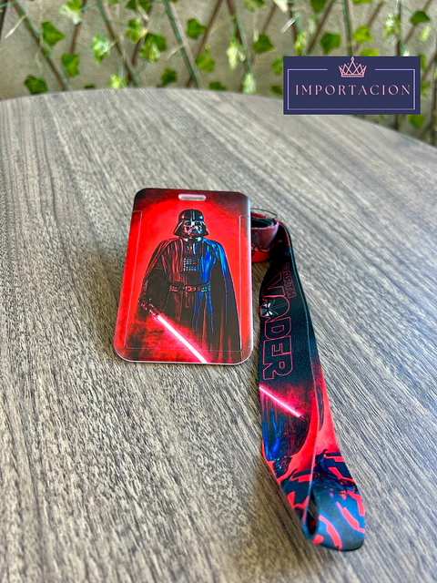 Preventa Portacredencial Vertical + Lanyard Darth Vader
