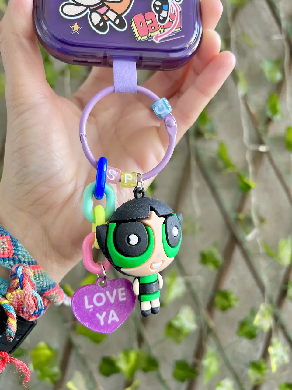 Preventa  Carcasa iPhone Chicas Superpoderosas + colgante 3D 3