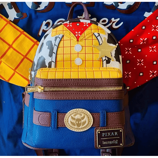 Preventa Mochila Woody Toy Story Loungefly 4