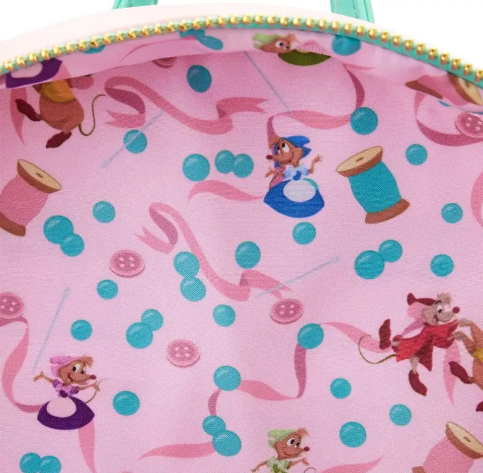 Preventa Mochila Loungefly Cenicienta Gus y Jaq Teacup Disney 4