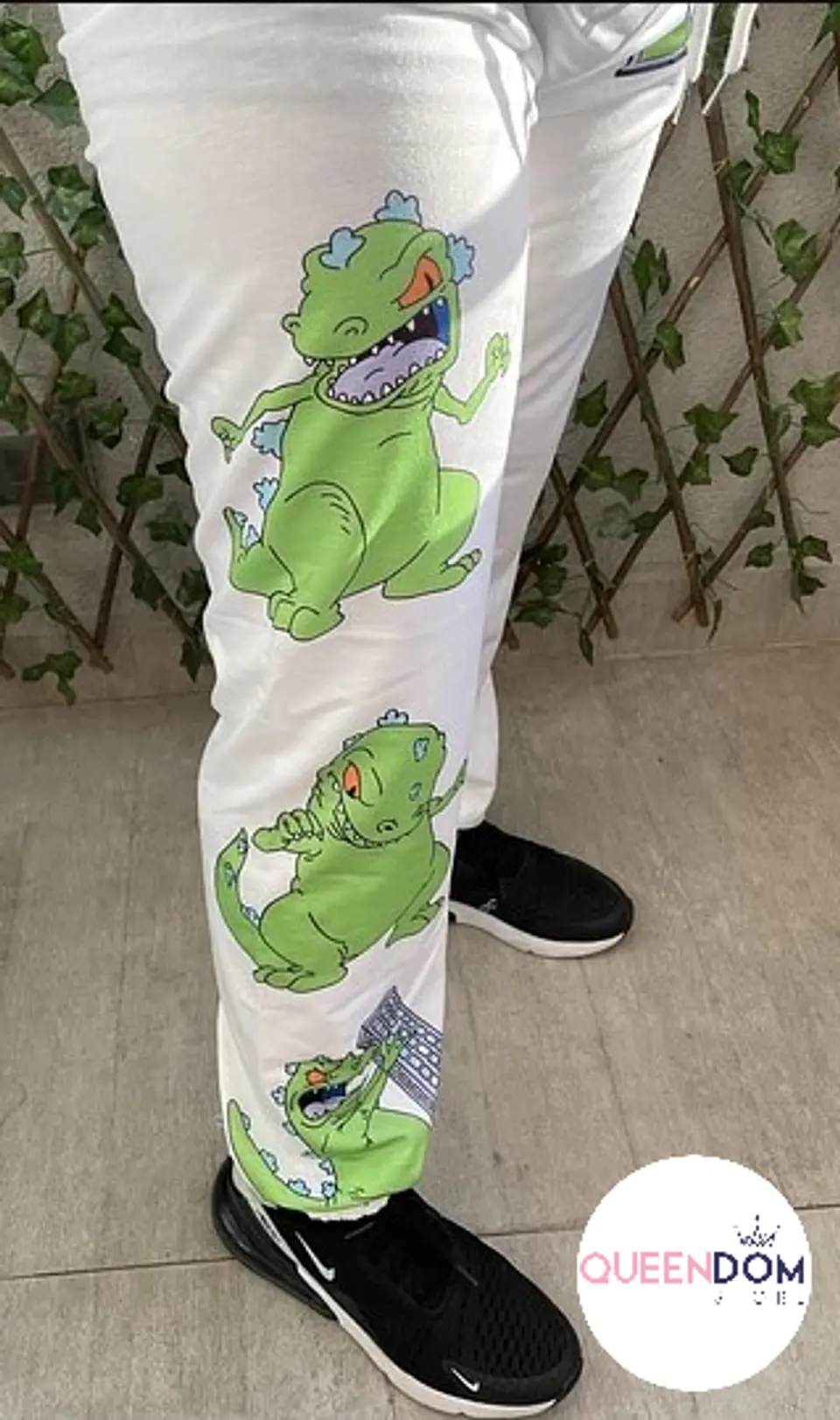 Jogger Unisex blanco Reptar 3