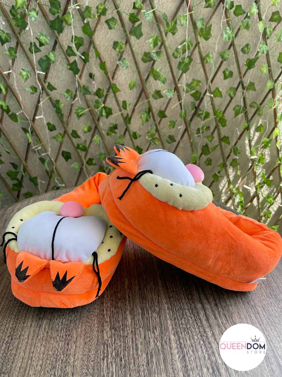 Preventa Pantuflas cerradas Garfield 2
