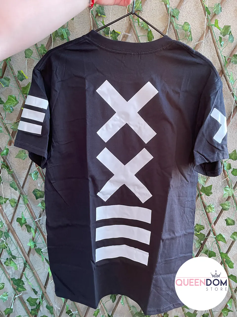 Polera Unisex Negra Urbana 3