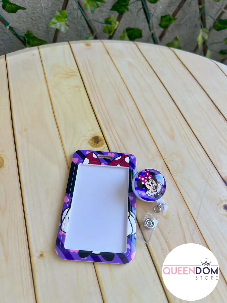 Preventa Portacredencial Vertical + Hebilla Retractil Minnie  2