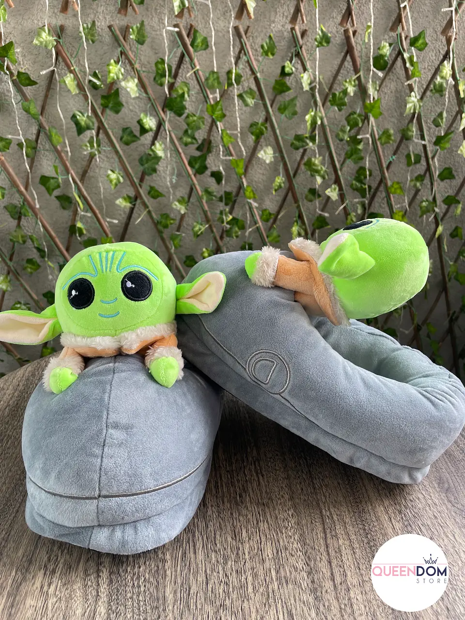 Preventa Pantuflas cerradas Baby Yoda 2