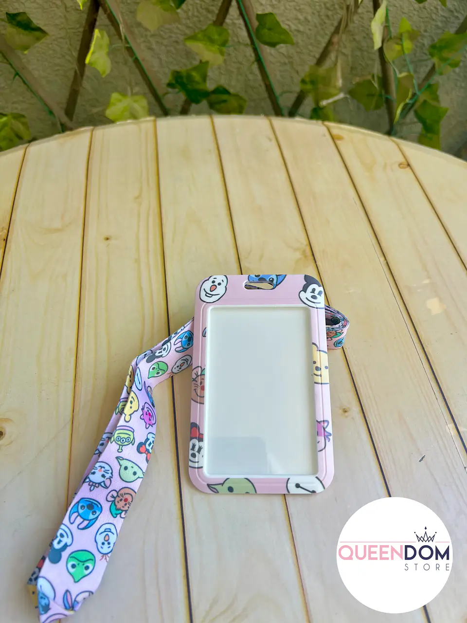 Preventa Portacredencial + Lanyard Disney And Pixar 2