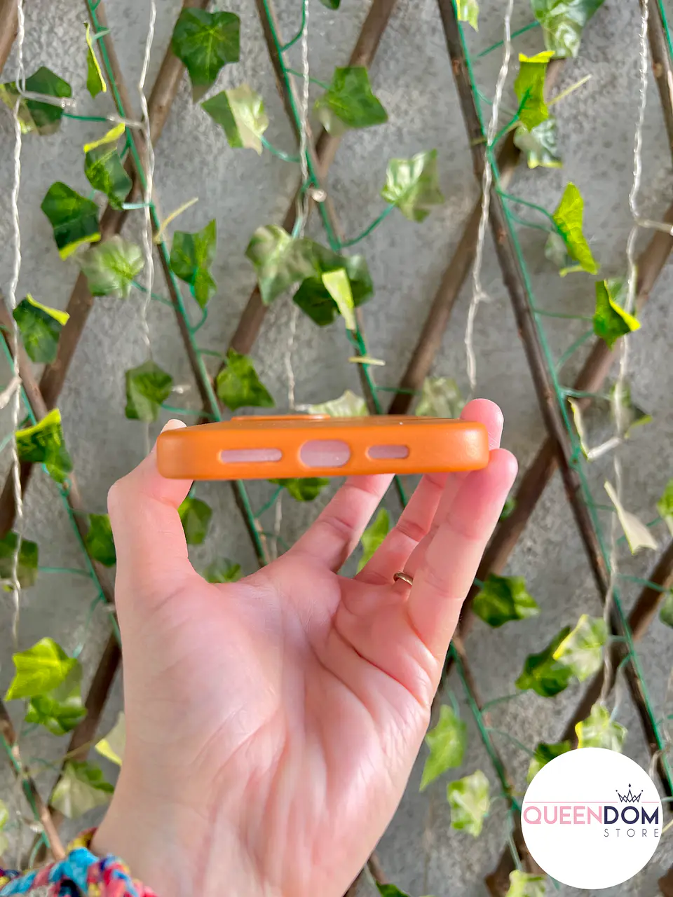 Carcasa Iphone 13 pro max Magsafe 4