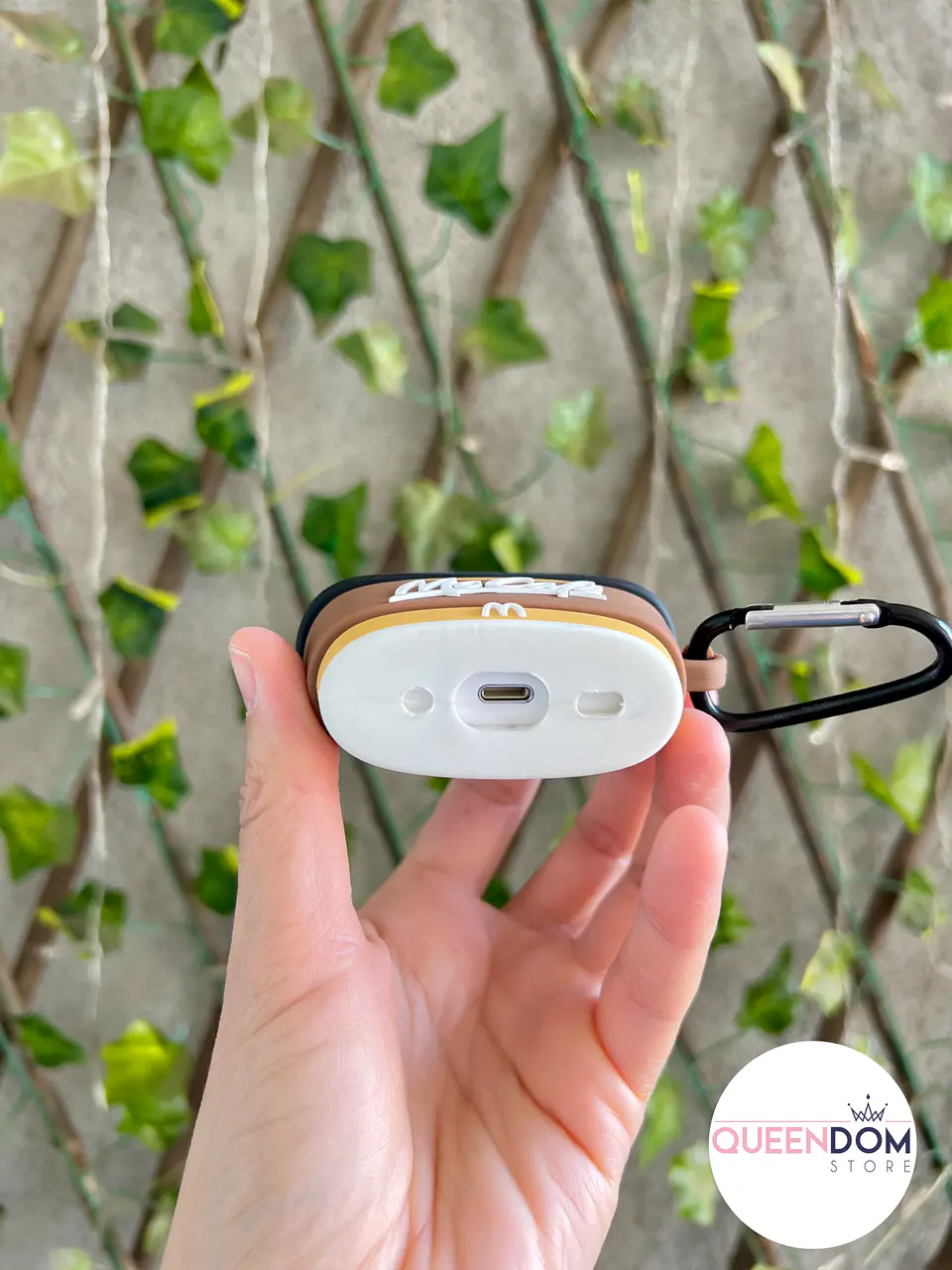 Carcasa Airpods Pro Mc Cafe 3