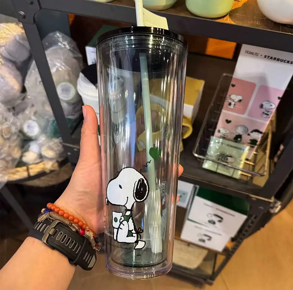 Preventa Vaso Plastico Reutilizable Starbucks + Snoppy colab 710ML 3