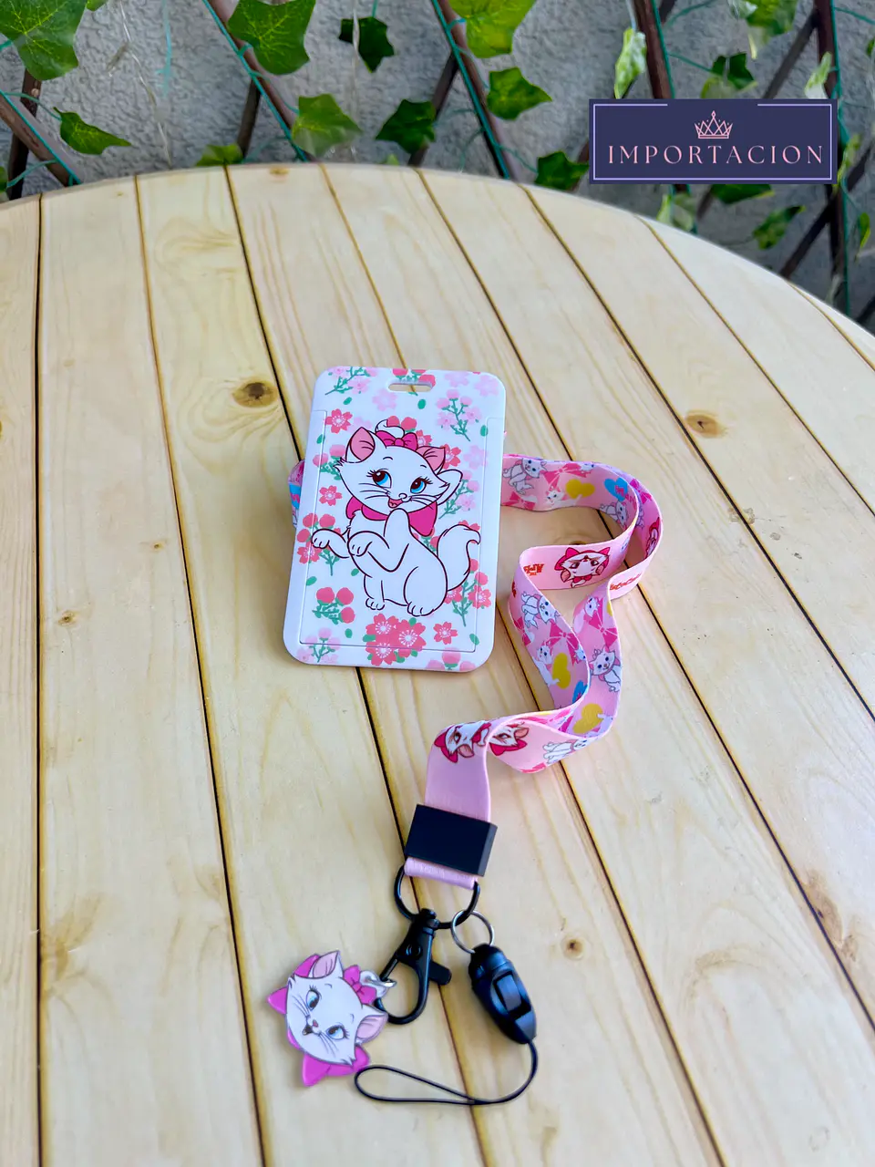 Preventa Portacredencial Vertical + Lanyard Marie Aristogatos 3