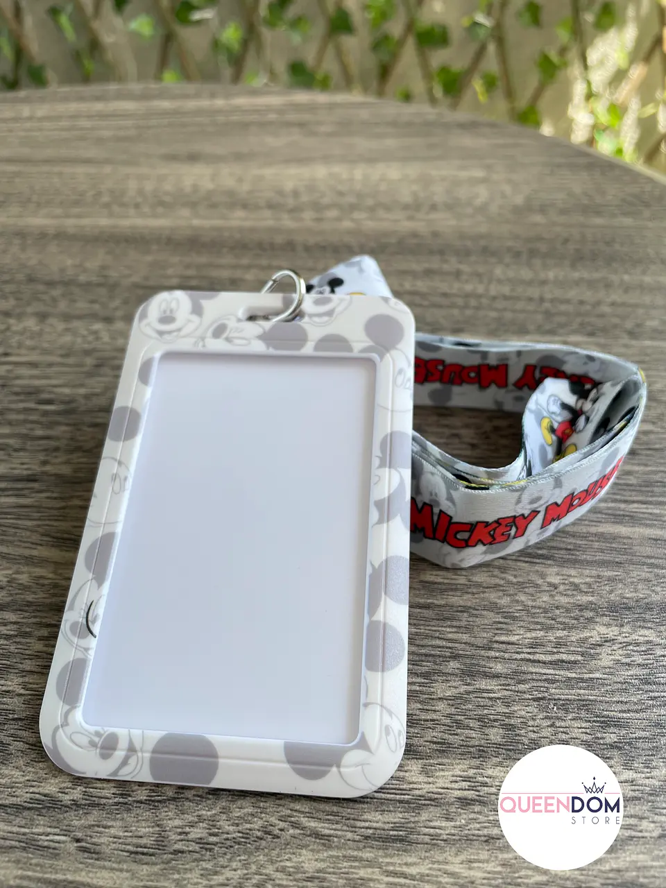 Preventa Portacredencial vertical + Mickey Mouse 6