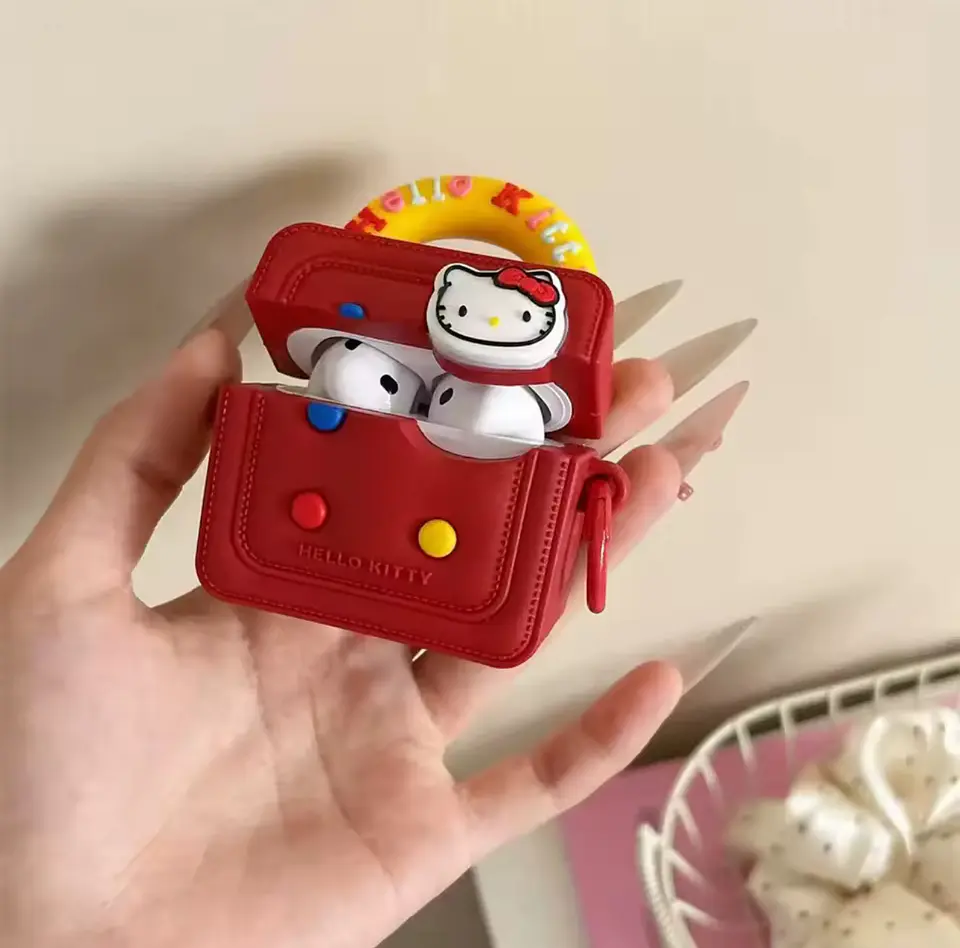 Preventa Carcasa Airpods Hello Kitty Bag 4