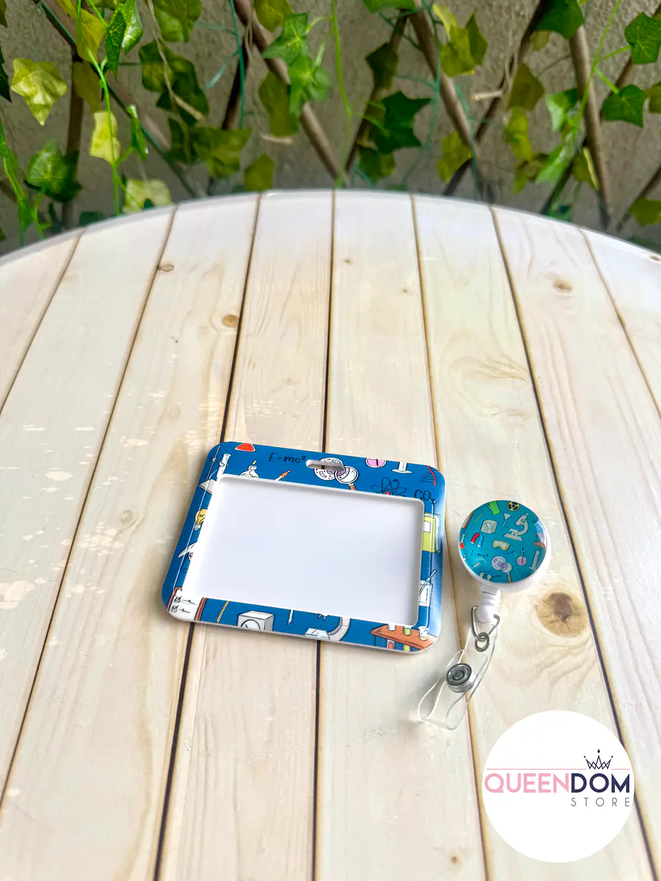 Preventa Portacredencial Horizontal + Hebilla Retractil Cientifico 4