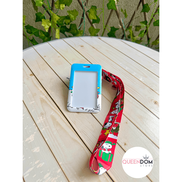 Preventa Portacredencial Vertical + Lanyard Snoppy 2