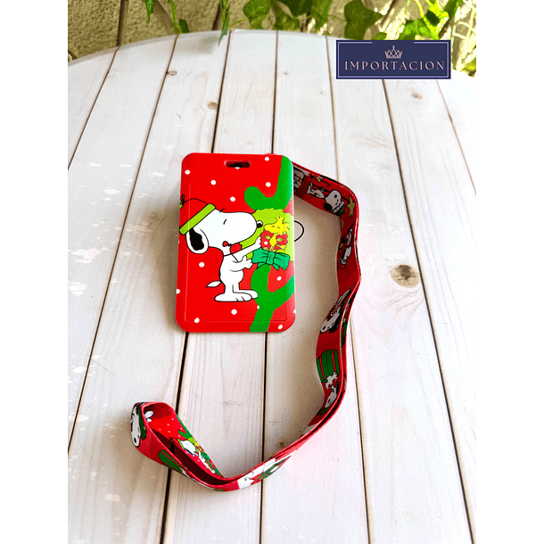 Preventa Portacredencial Vertical + Lanyard Snoppy 4