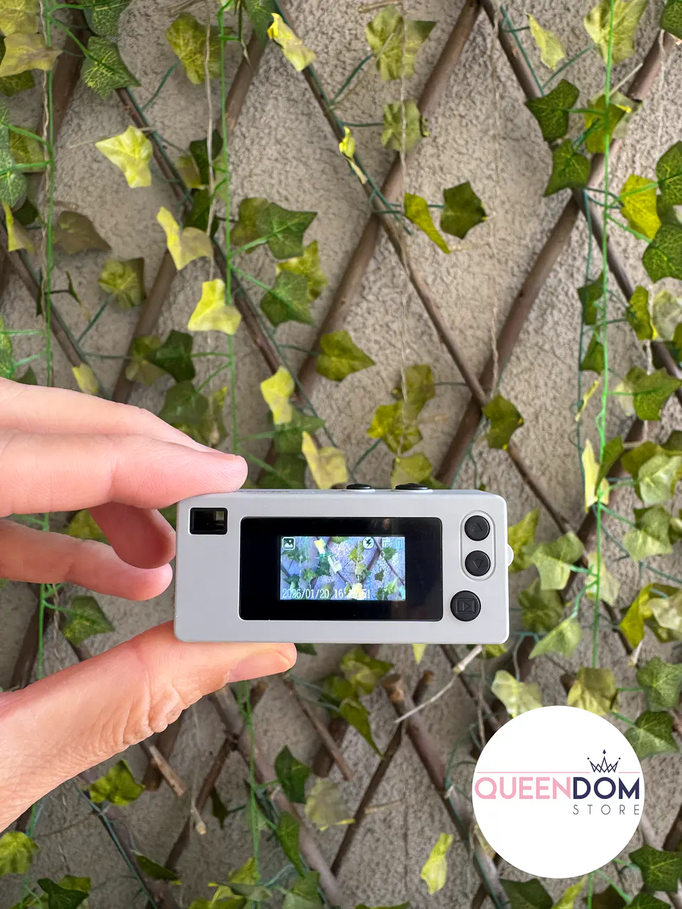 Preventa Mini Camara Retro Digital Llavero Con Pantalla Lcd 1080hd 24