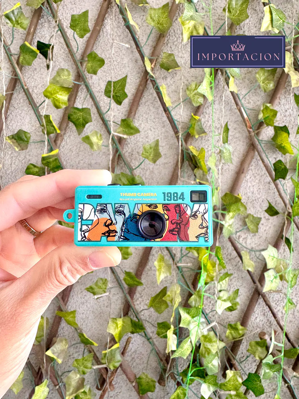 Preventa Mini Camara Retro Digital Llavero Con Pantalla Lcd 1080hd 26