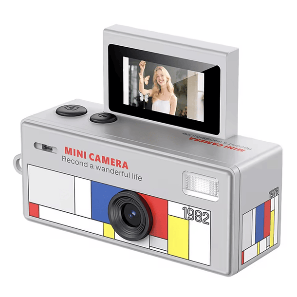 Preventa Mini Camara Retro Digital Llavero Con Pantalla Flip 12