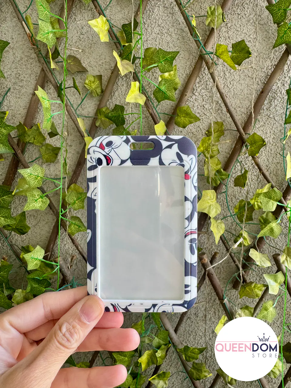 Preventa Portacredencial vertical + Mickey Mouse 8