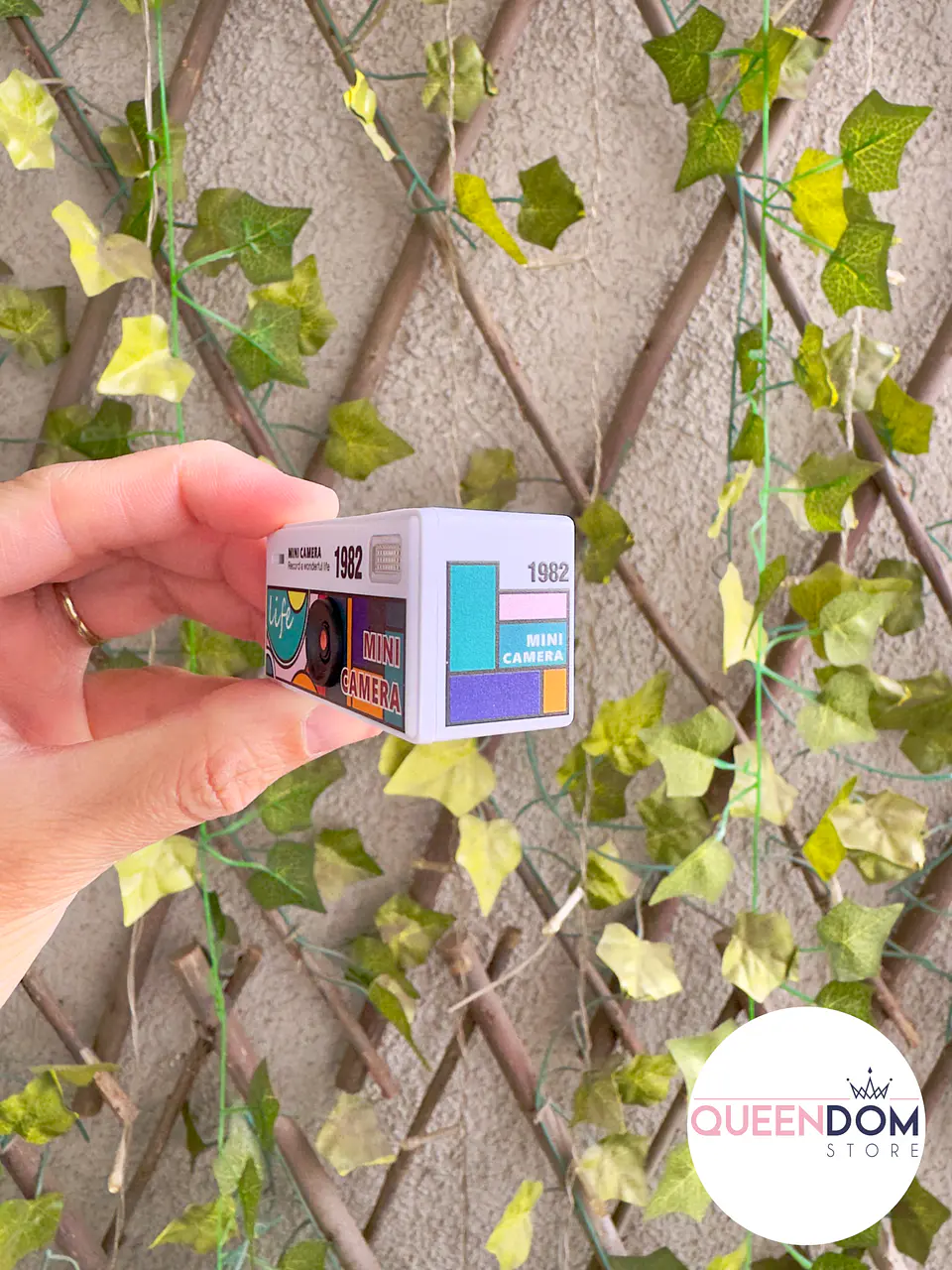 Preventa Mini Camara Retro Digital Llavero Con Pantalla Flip 3