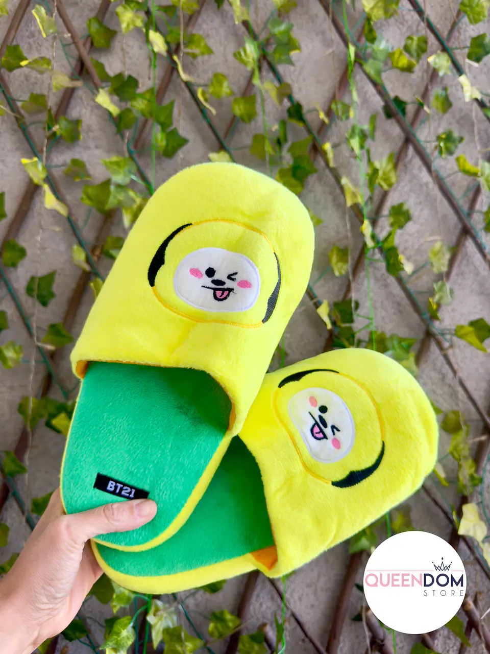 Preventa Pantuflas abiertas BT21 7 miembros 5