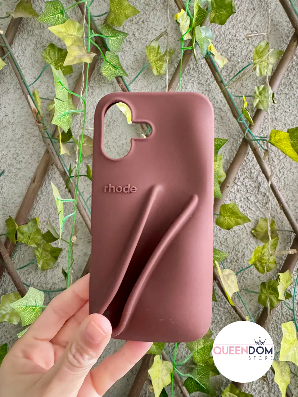 Carcasa Summer Lip Tipo Rhode Iphone 17 1