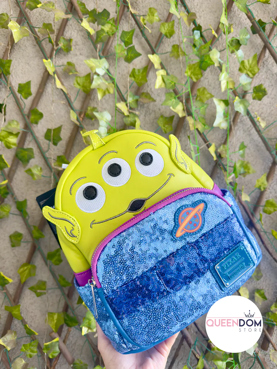 Preventa Mochila Loungefly Aliens Toy Story Lentejuelas 2