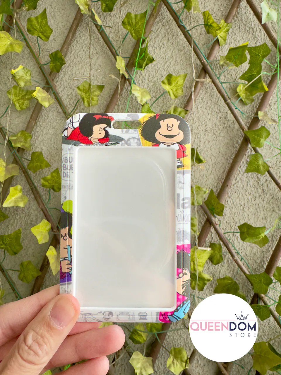 Preventa Portacredencial Vertical + Lanyard Mafalda 2