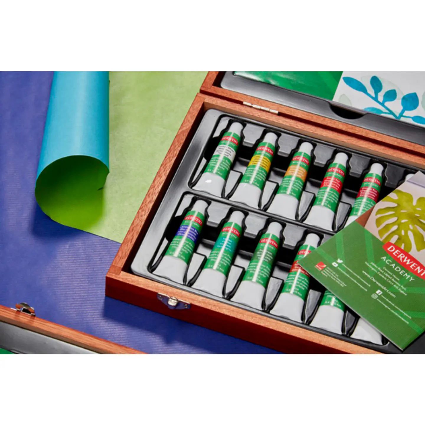Set De Pintura Acuarela Caja De Madera Derwent 2