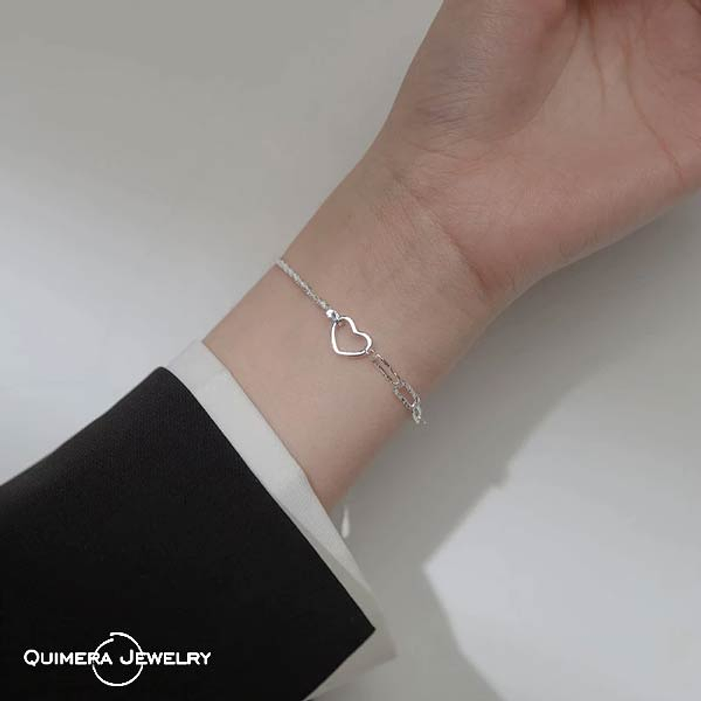 Pulsera corazón elegante