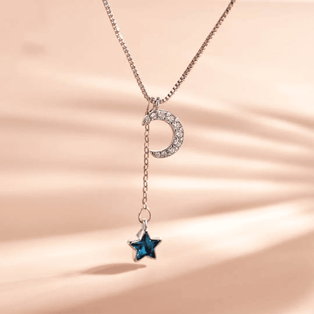 Collar luna con estrella colgante piedra azul