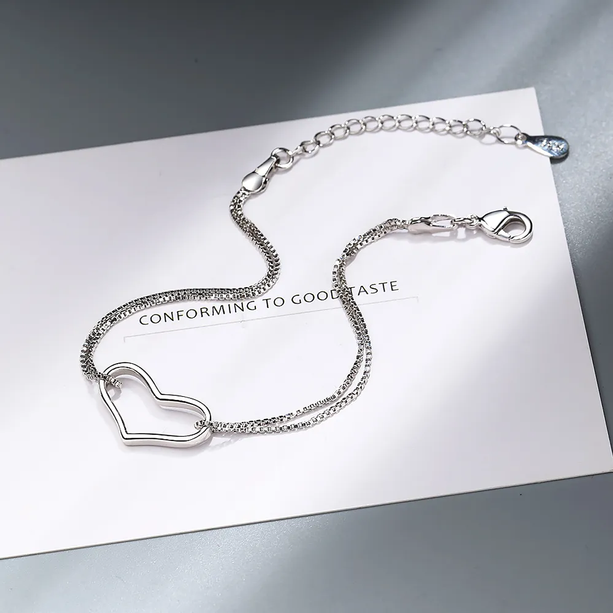 Pulsera doble capa silueta corazón amor