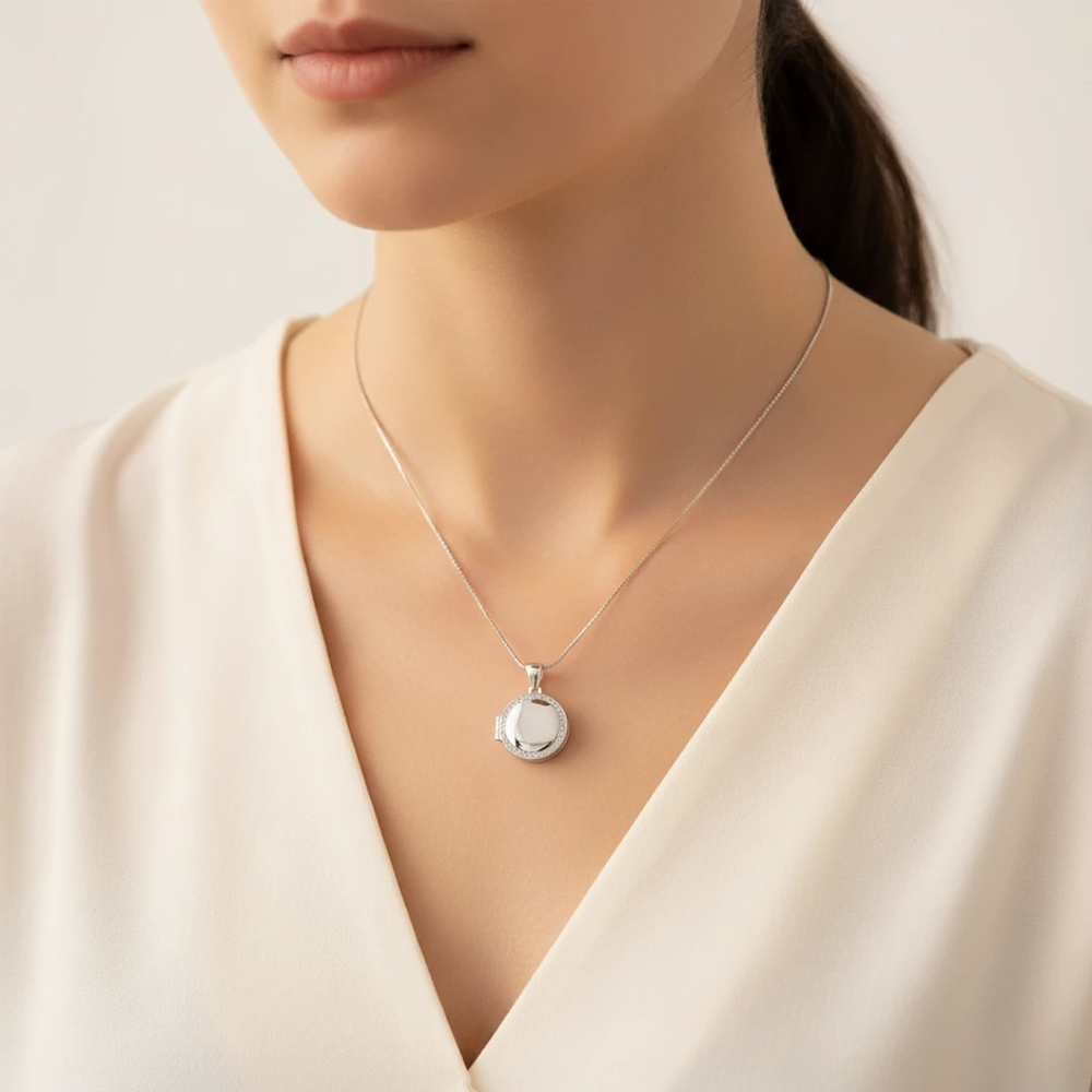 Relicario circular con incrustaciones Plata Esterlina