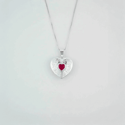 Relicario corazón con diseño y dije rojo Plata Esterlina