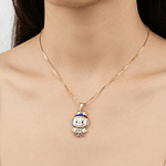 Collar dorado con dije de labubu