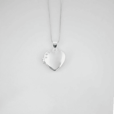 Relicario corazón con incrustaciones Plata Esterlina