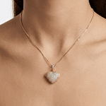 Relicario corazón dorado con incrustaciones