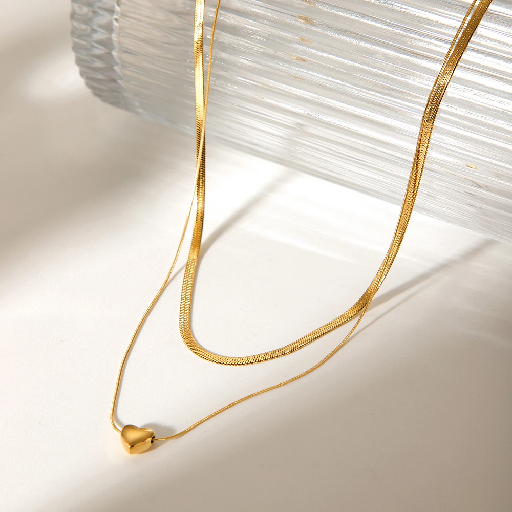 Collar corazón doble capa tipo serpiente 