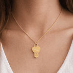 Collar corazón dorado con placa para grabado 