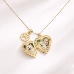 Relicario corazón con dije de huella en Oro Laminado 