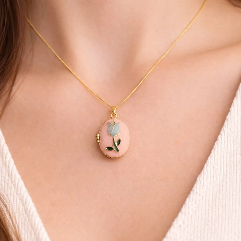 Relicario ovalado diseño de tulipán azul 