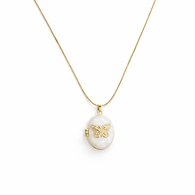 Relicario ovalado diseño mariposa dorada 