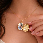 Relicario ovalado diseño mandala 